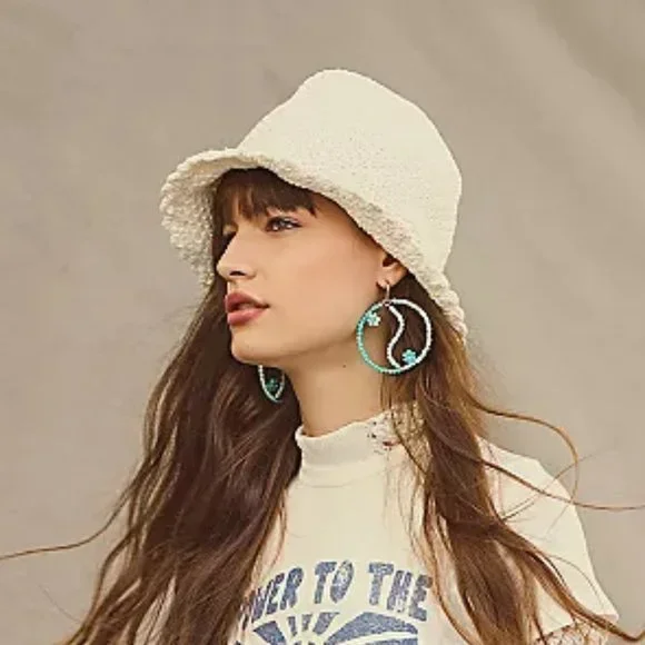 Free People | Accessories | Free People Pixie Knit Bucket  display picture 1